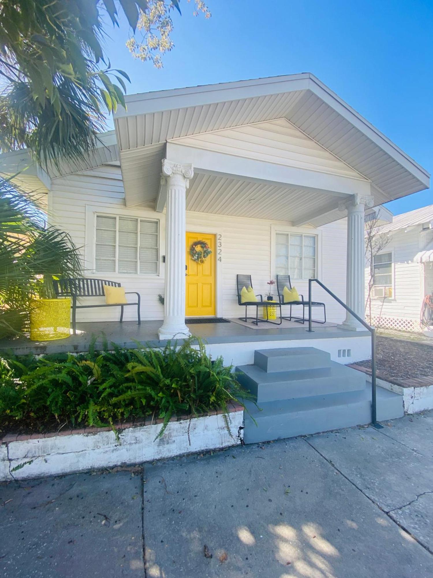 No Ho Yellow Door Bungalow แทมปา ภายนอก รูปภาพ